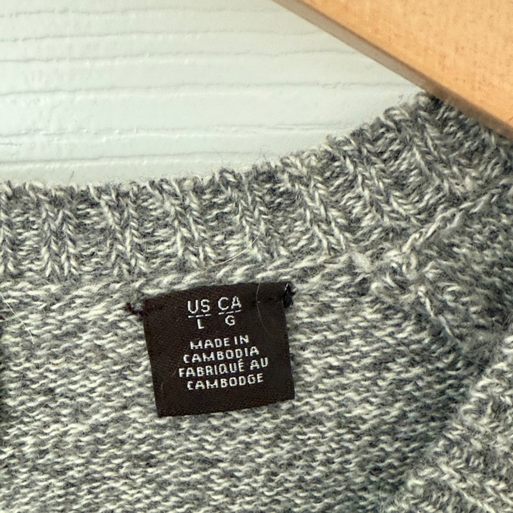 Men's Gray Lambswool Sweater L - Picture 3 of 8